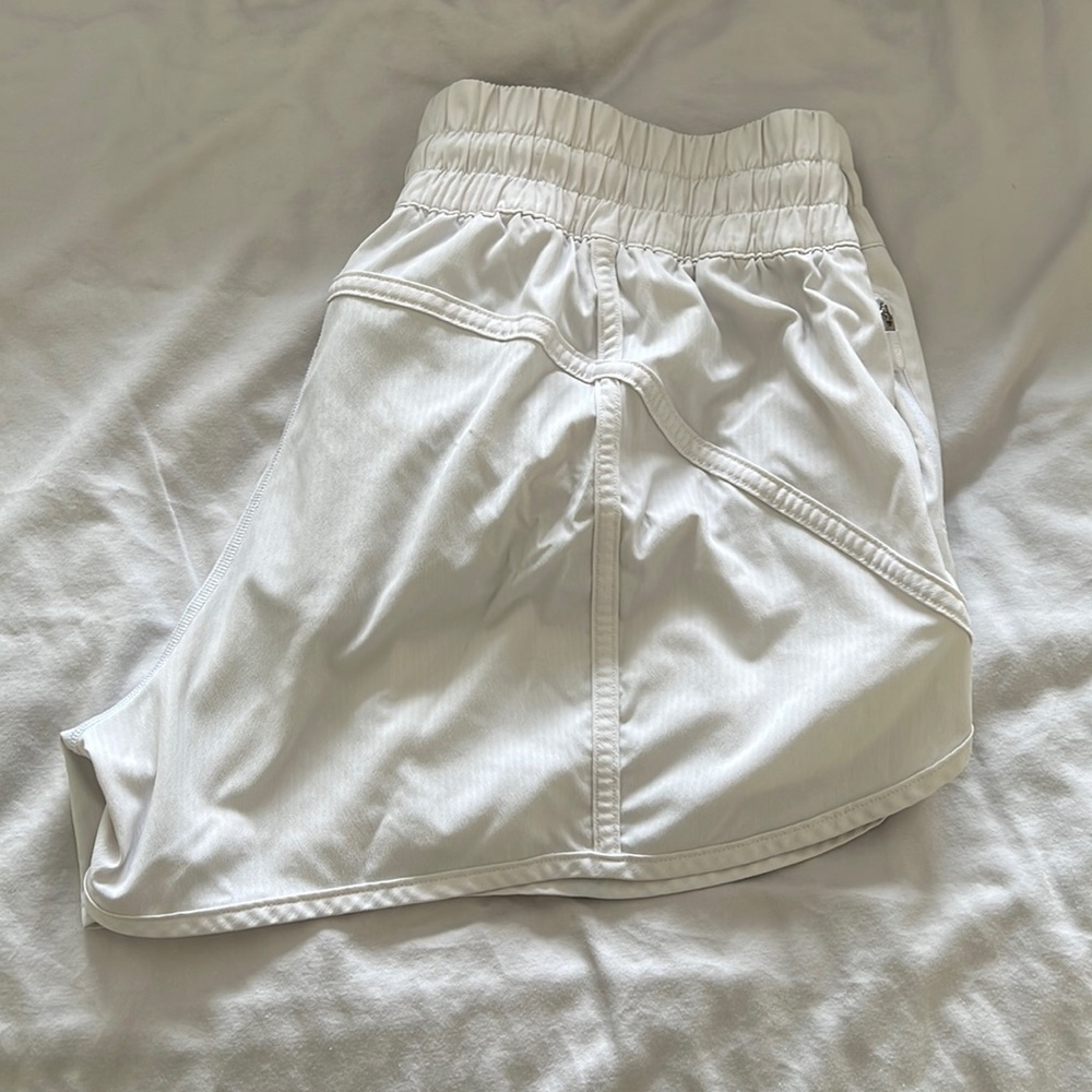 🍋LULULEMON SHORTS